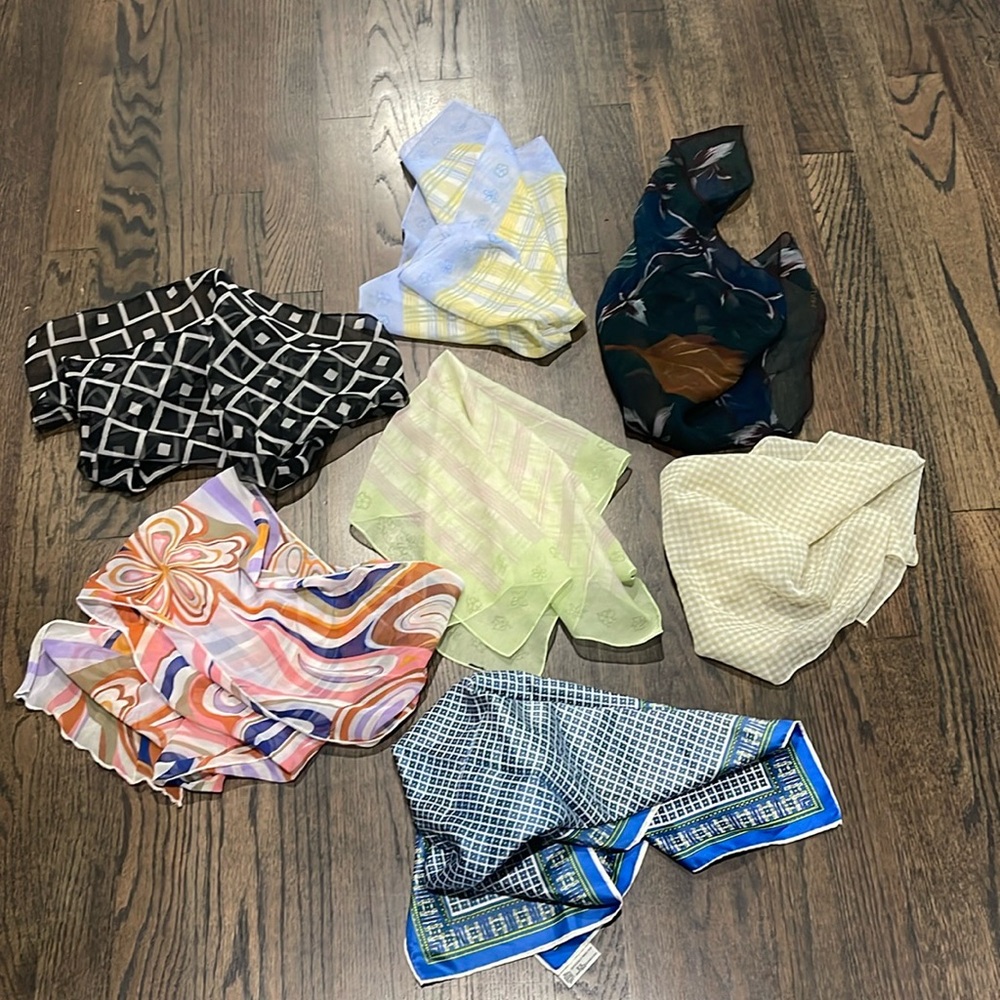Neck scarf bundle